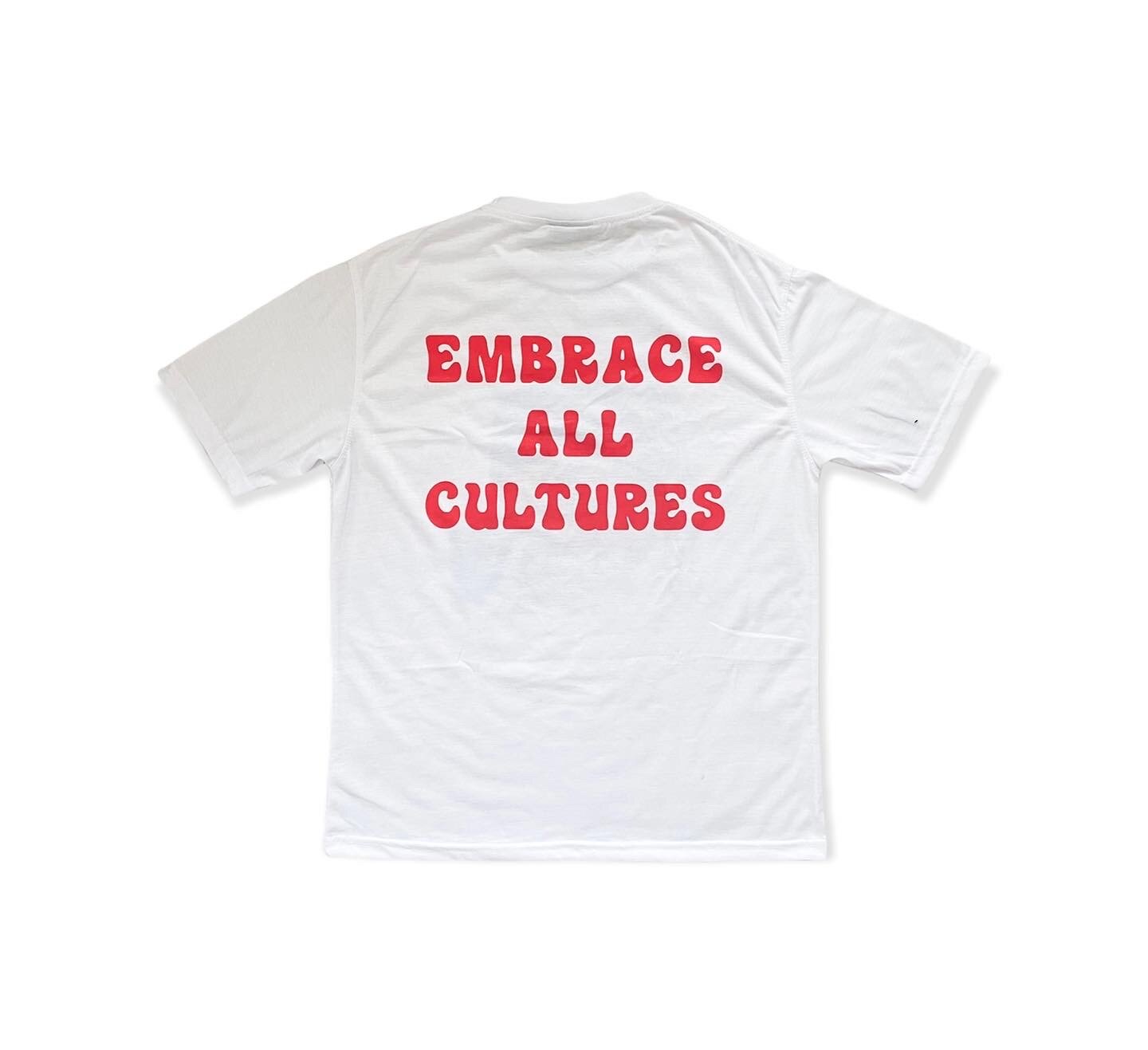 “Red Lips & Golds” Tee - White